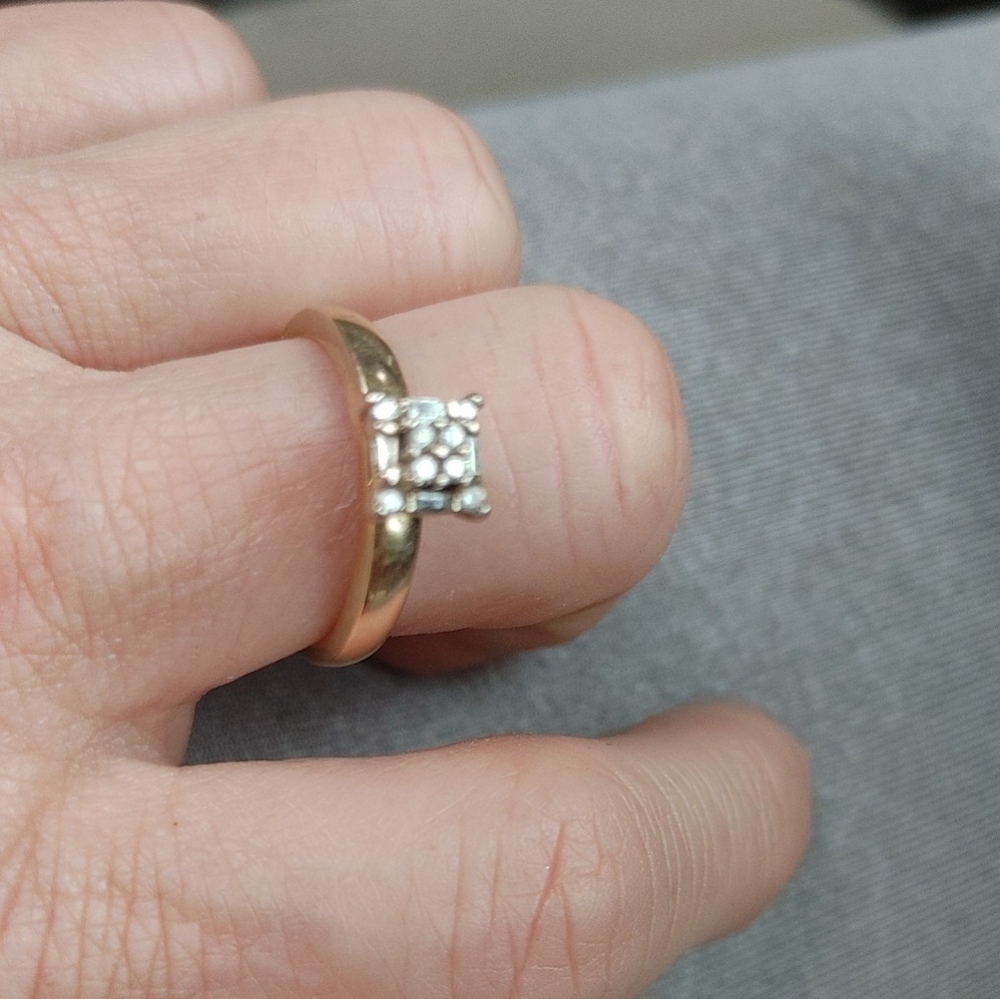 10k YELLOW GOLD 14 PAVE DIAMOND ENGAGEMENT RING